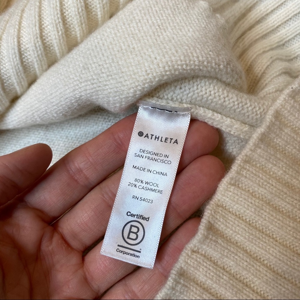 Athleta Wool & Cashmere Long V Neck Sweater - Picture 4 of 5